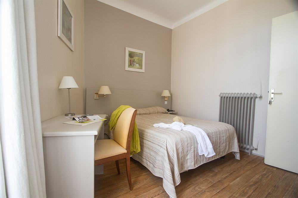Logis Hotel Majestic Chatelaillon Plage - La Rochelle Exterior photo