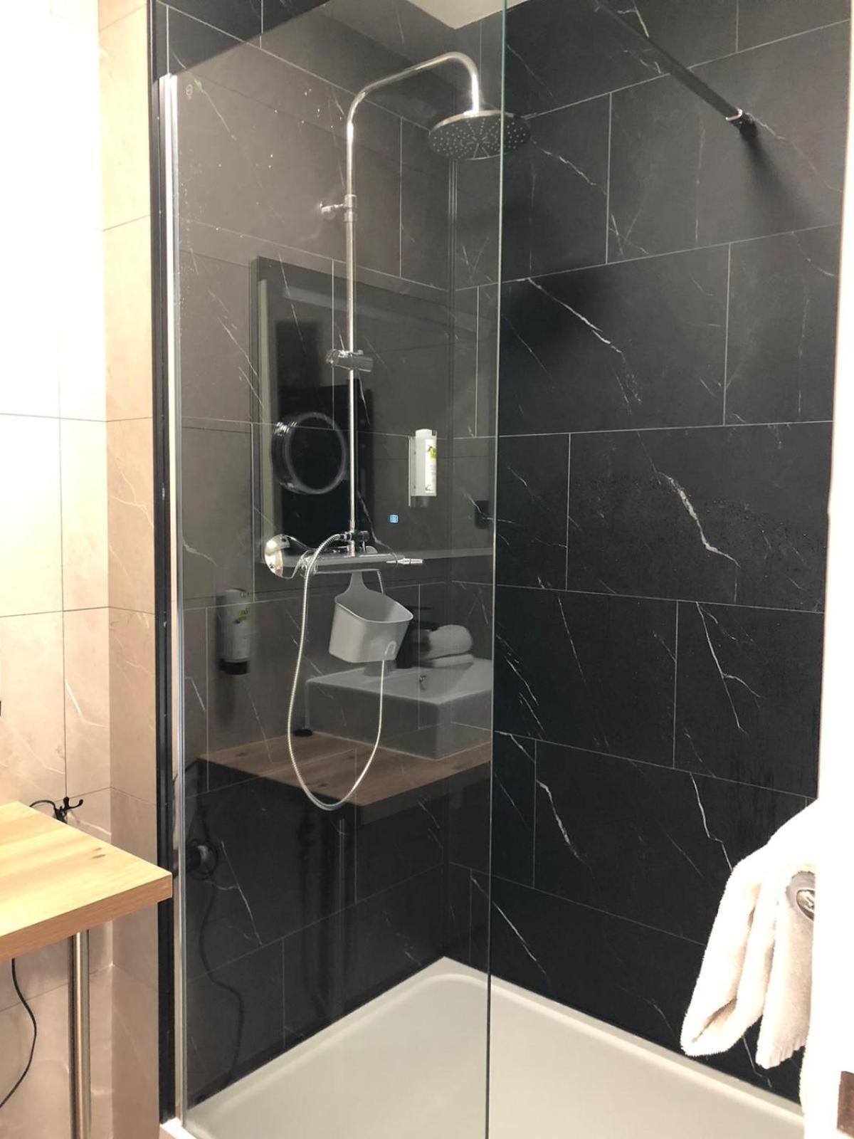 Logis Hotel Majestic Chatelaillon Plage - La Rochelle Room photo