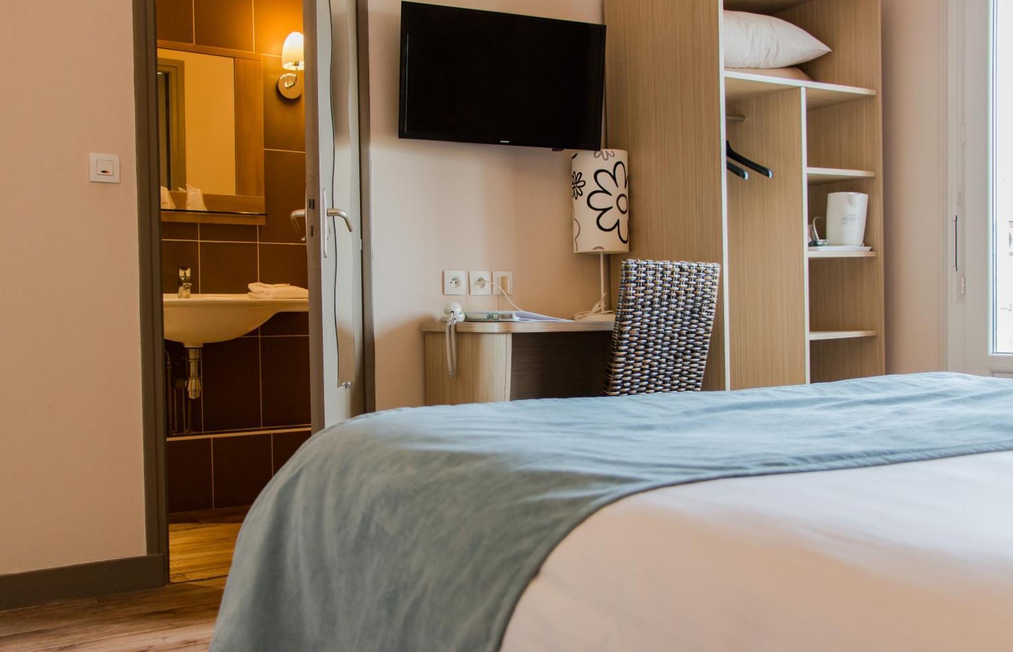 Logis Hotel Majestic Chatelaillon Plage - La Rochelle Room photo